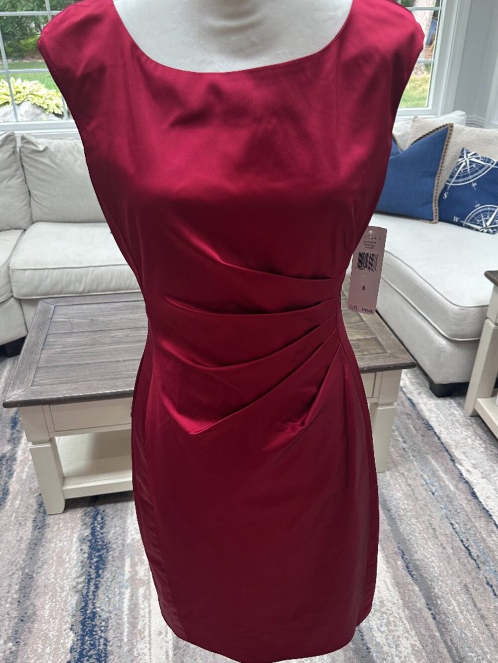 NWT Lauren Ralph Lauren Satin Surplice Sleeveless Dress in Holiday Ópera size 8